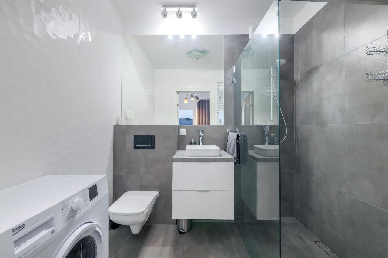 Apartmate- Heart Of Oldtown Apartment- Sauna & Security Гданськ Екстер'єр фото